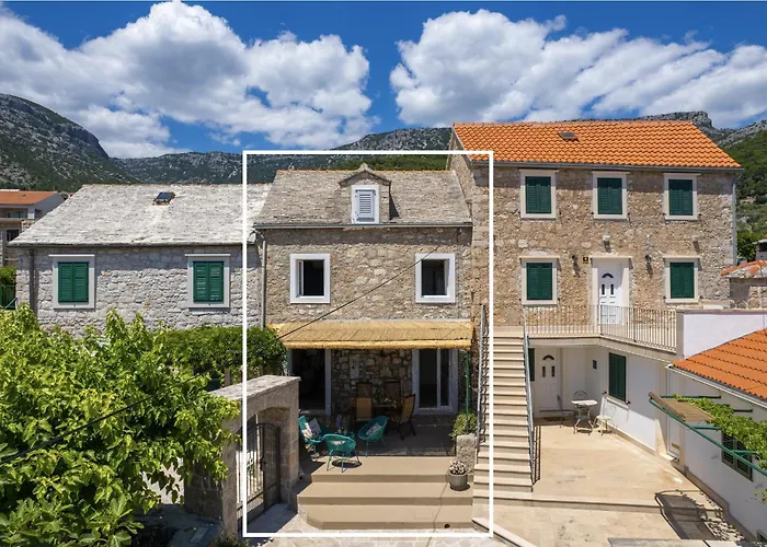 Nona VI - Boutique Stone House