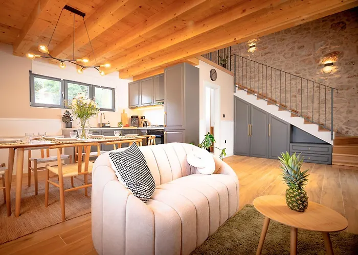 Marchelina House