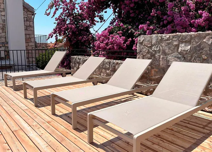 Casa Gojave - Authentic Hvar House With Garden